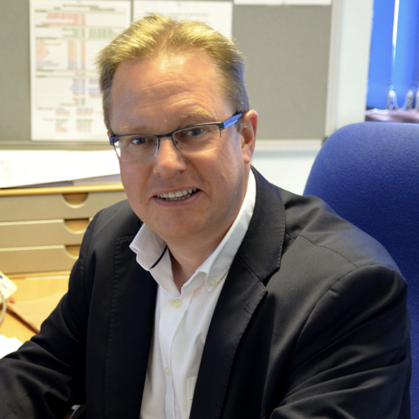 Dr Andrew Reed